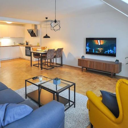 Strict City Apartments Ljubljana Ngoại thất bức ảnh