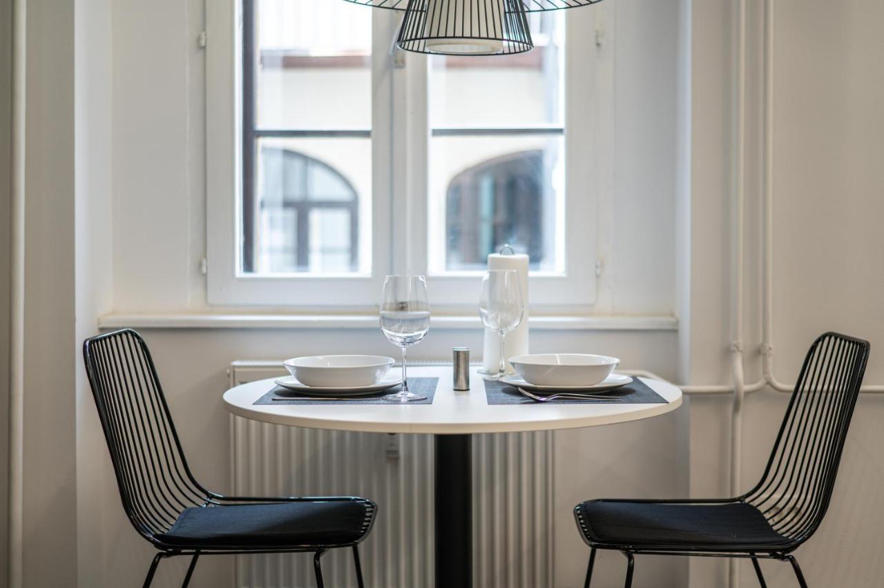 Strict City Apartments Ljubljana Ngoại thất bức ảnh