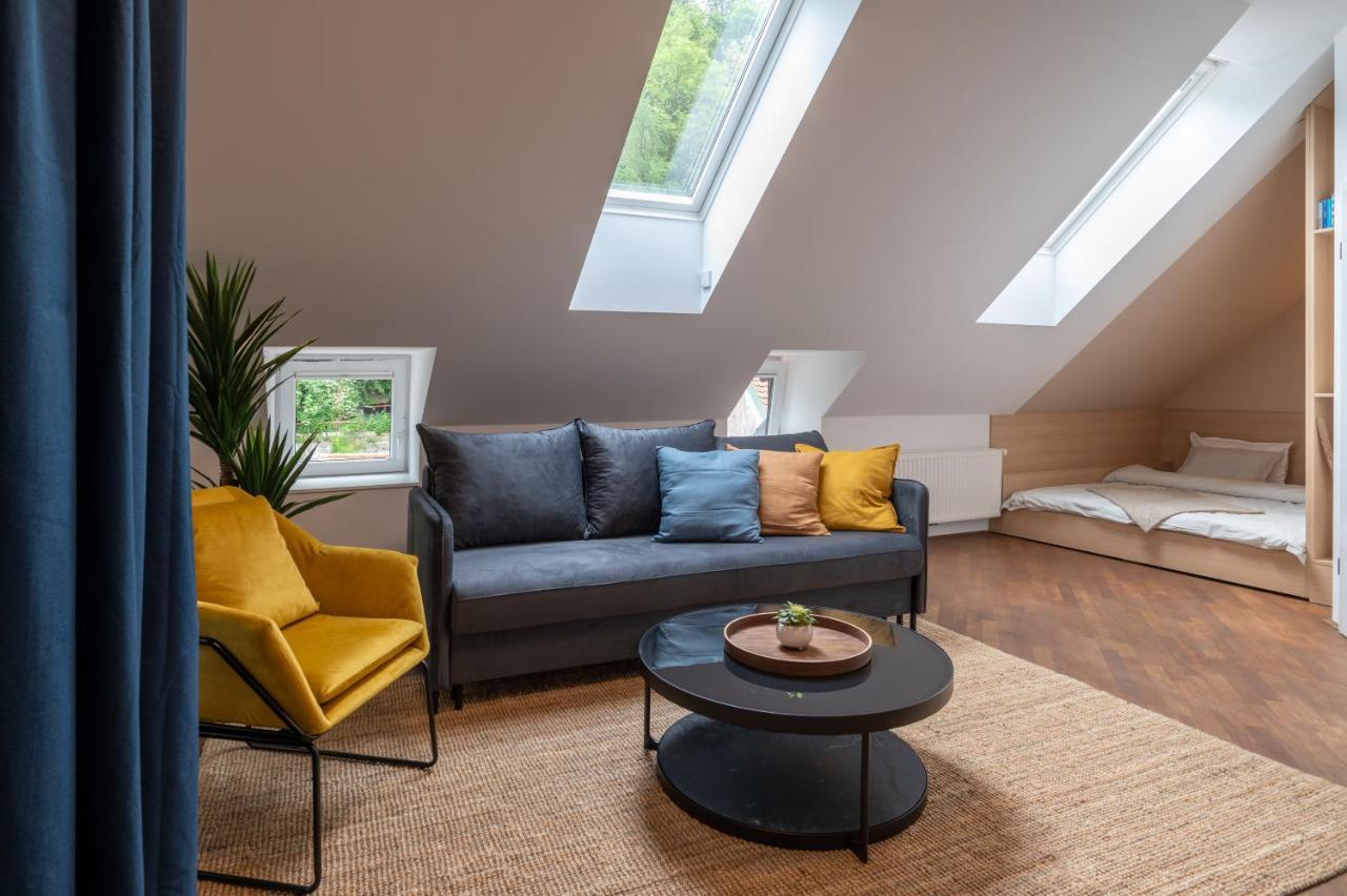 Strict City Apartments Ljubljana Ngoại thất bức ảnh