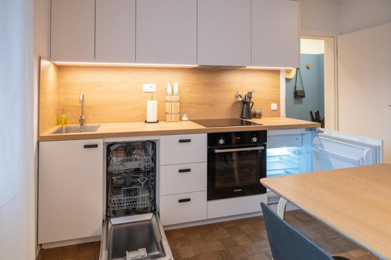 Strict City Apartments Ljubljana Ngoại thất bức ảnh