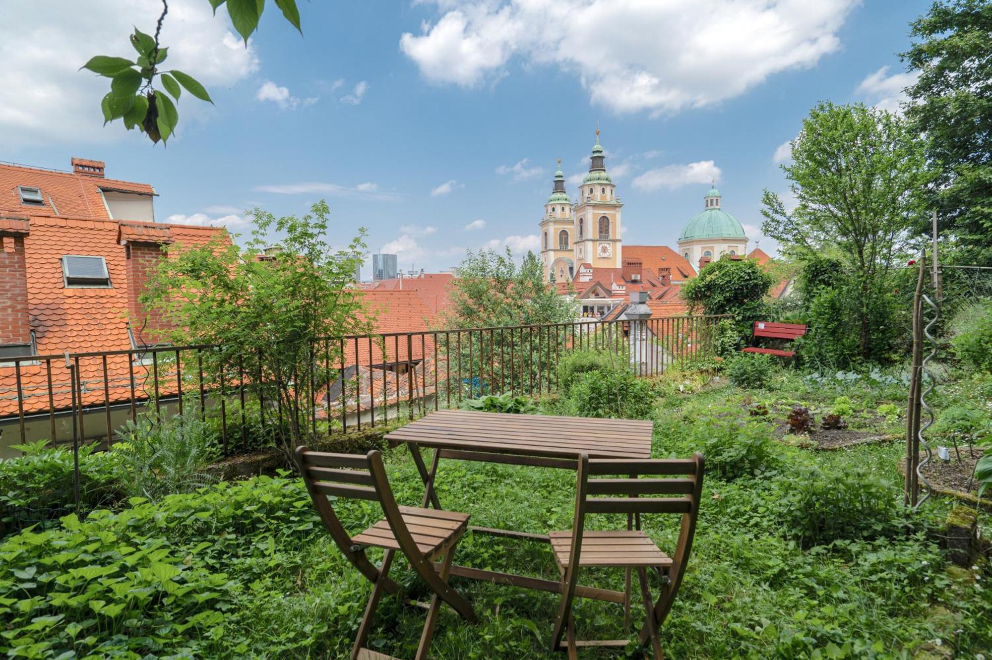 Strict City Apartments Ljubljana Phòng bức ảnh